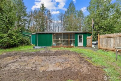 81 E Burrows Lane , Shelton, WA 98584 - Photo 2