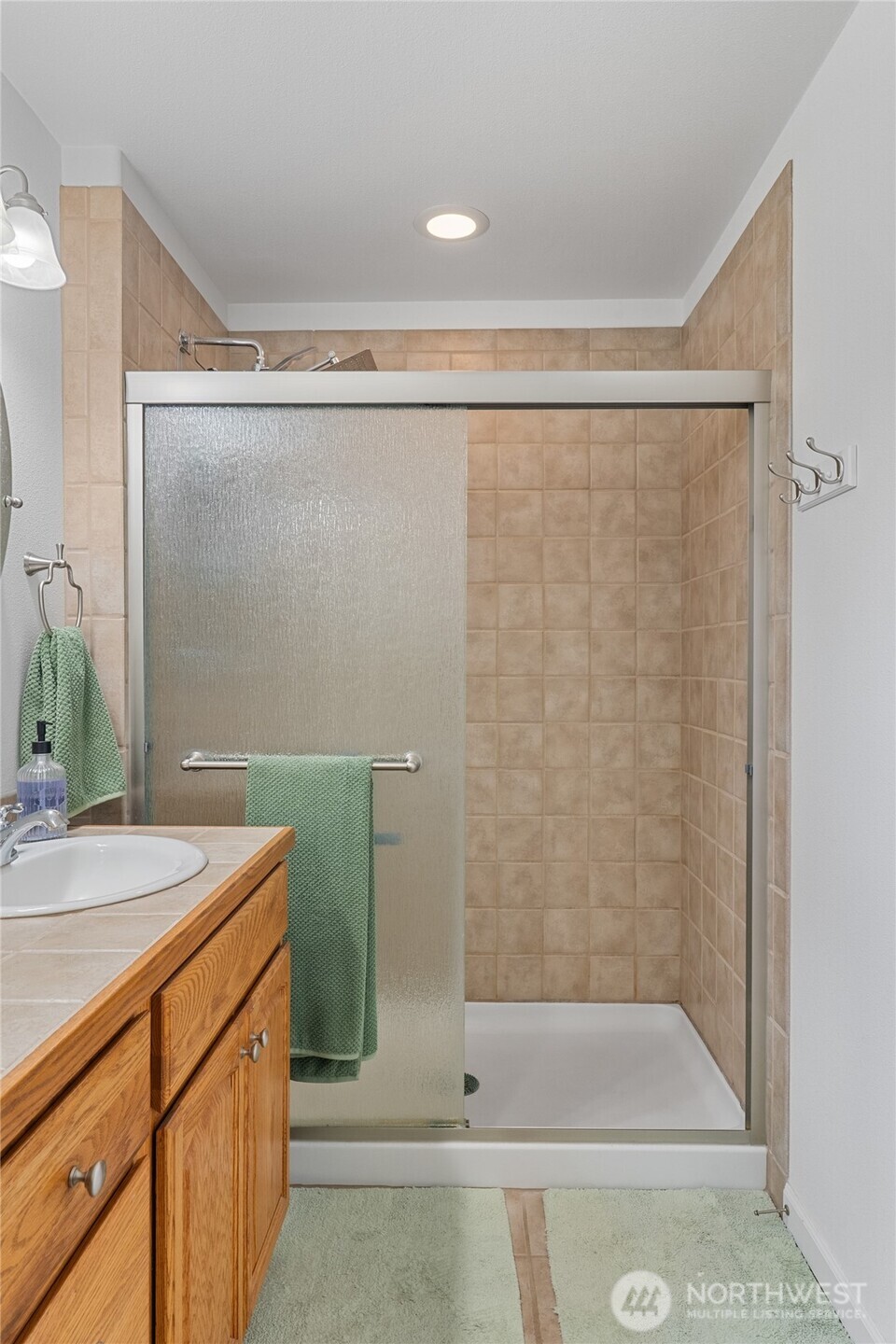 190 Ocean Shores Boulevard SW, Ocean Shores, WA 98569