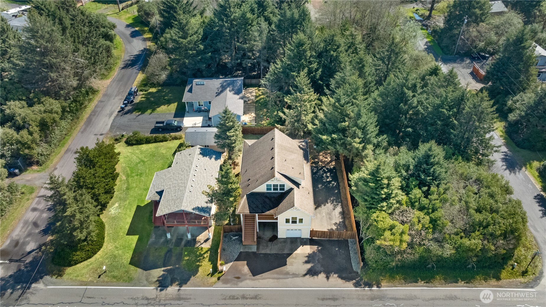 190 Ocean Shores Boulevard SW, Ocean Shores, WA 98569