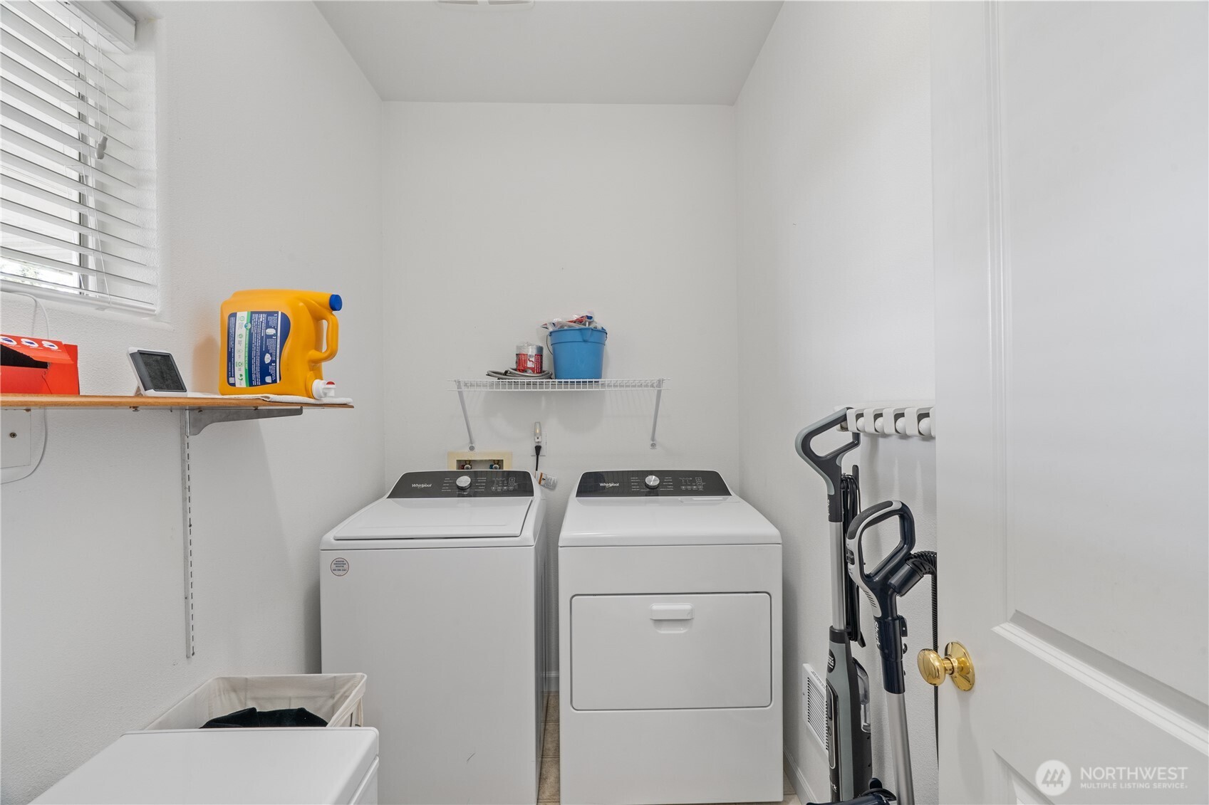 190 Ocean Shores Boulevard SW, Ocean Shores, WA 98569