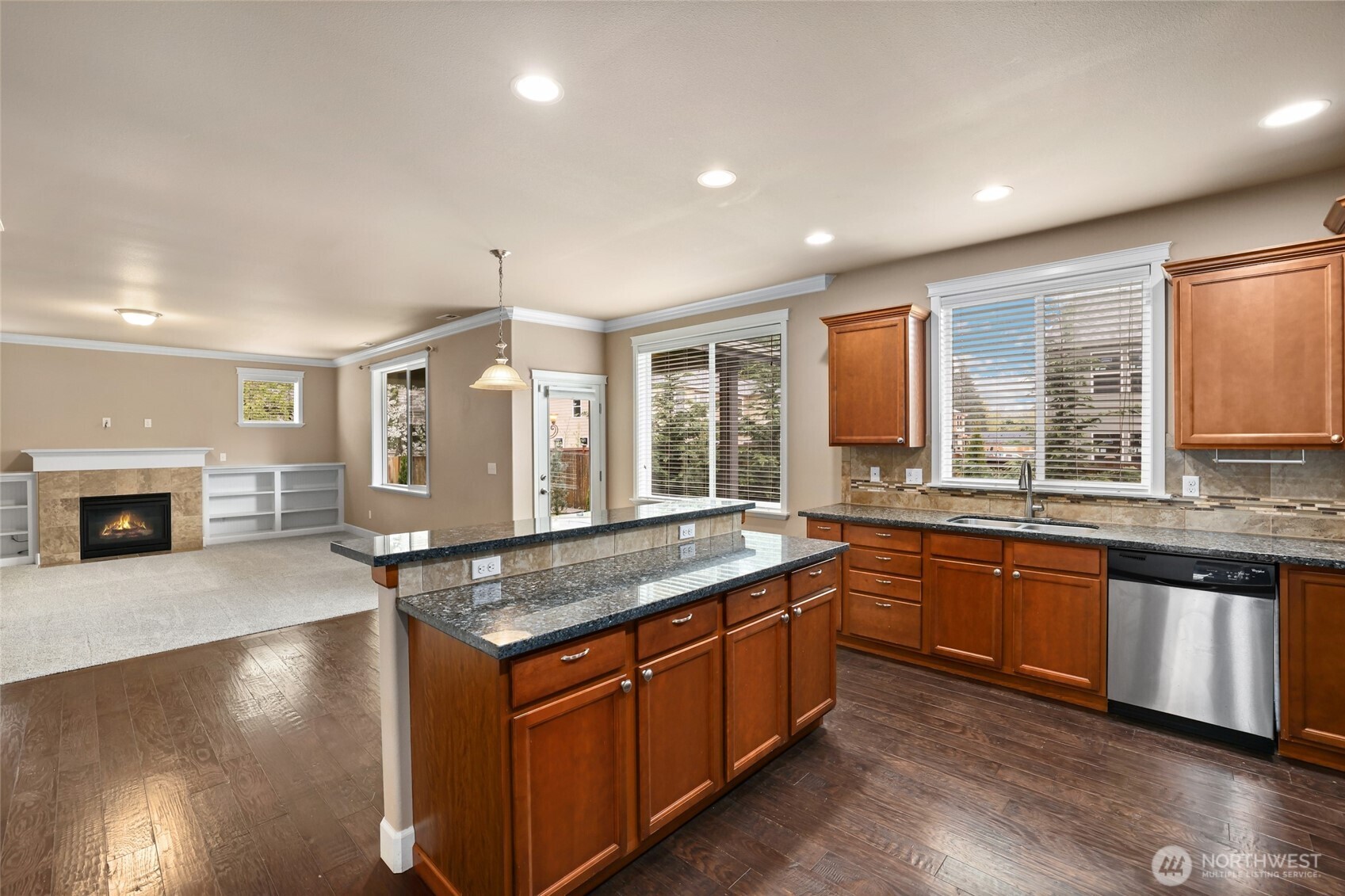 3828 20th Avenue NE, Olympia, WA 98506