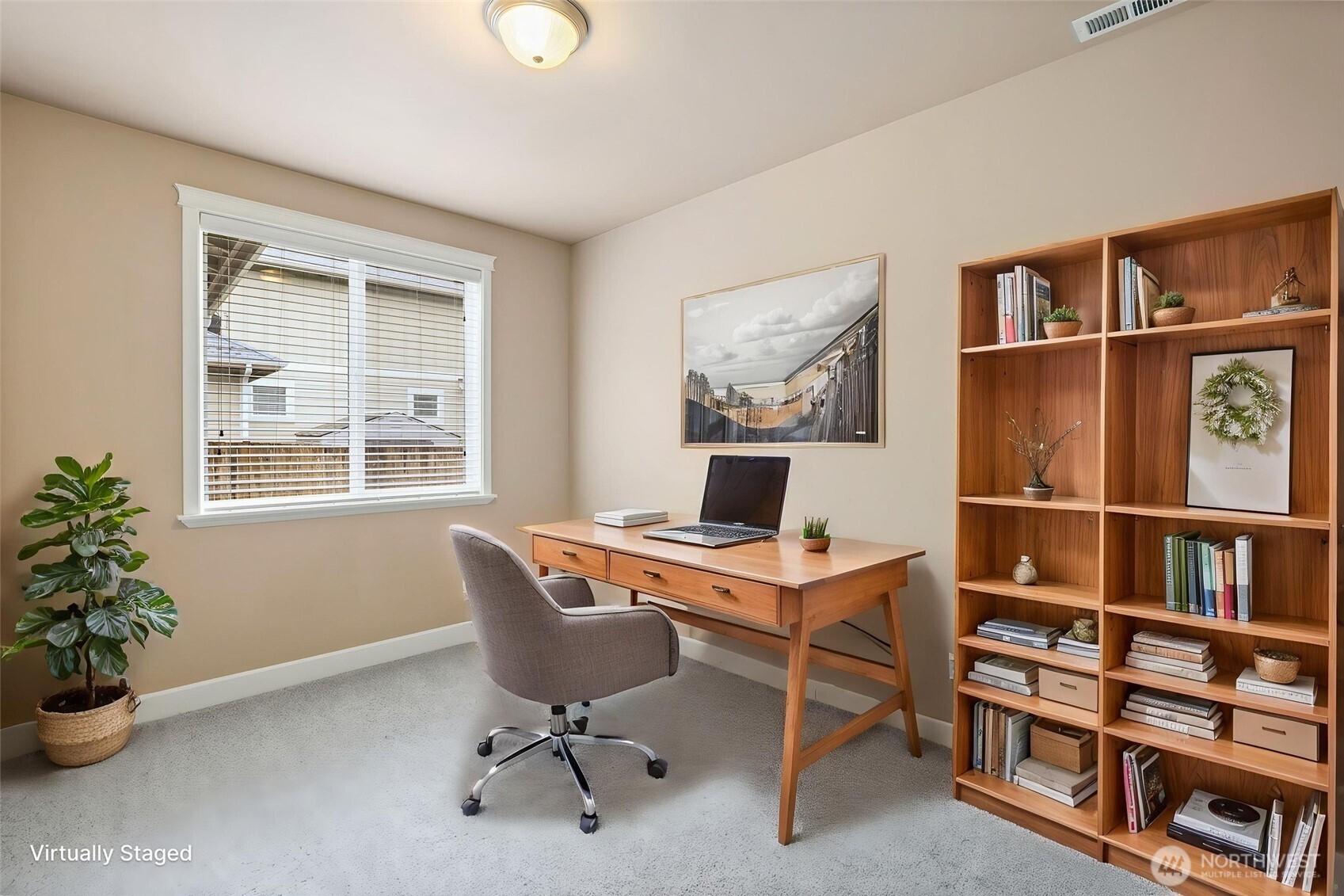 3828 20th Avenue NE, Olympia, WA 98506