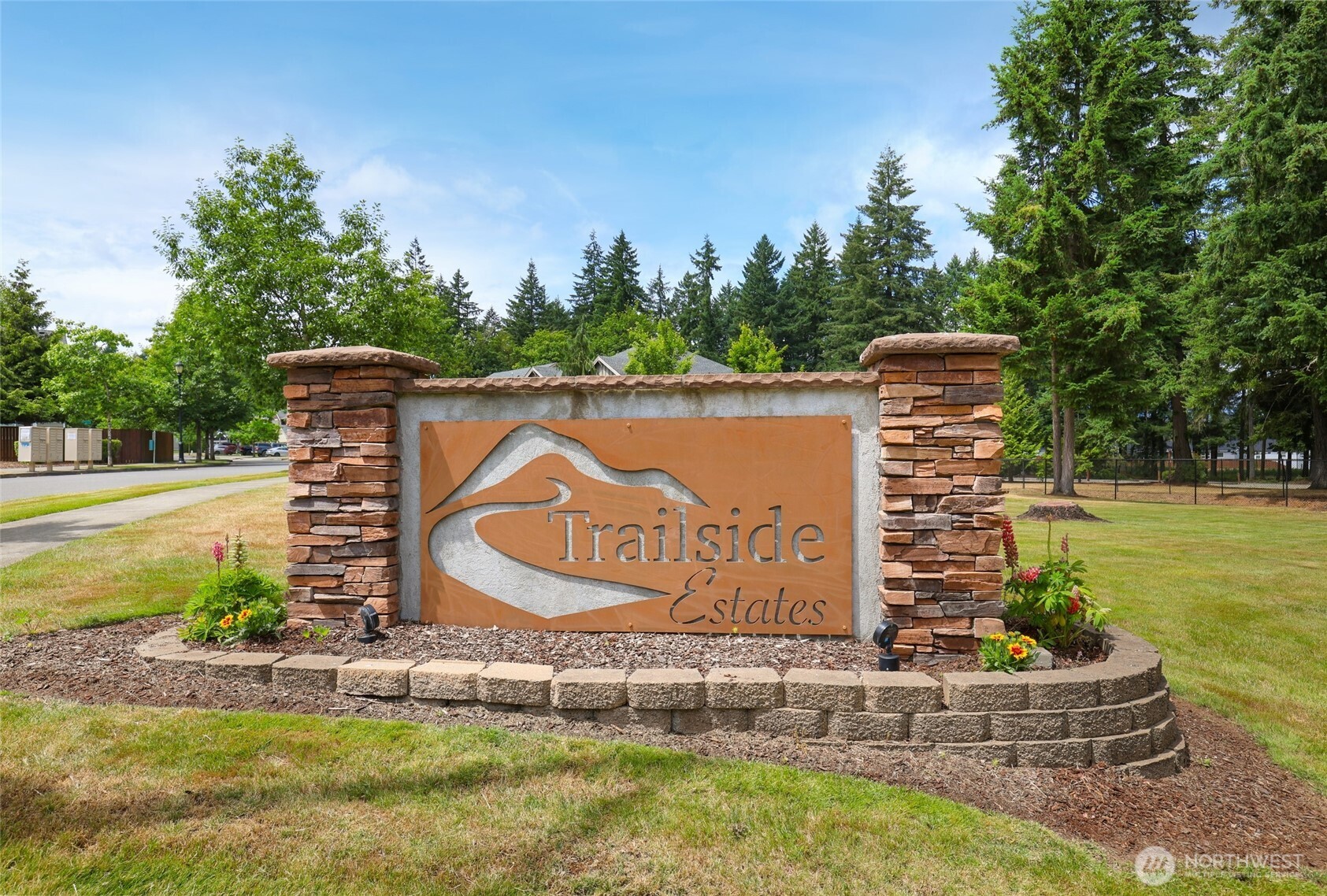 3828 20th Avenue NE, Olympia, WA 98506
