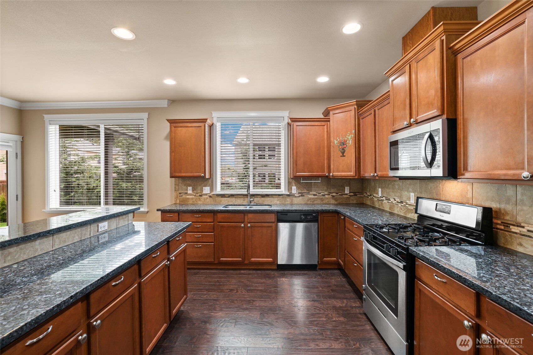 3828 20th Avenue NE, Olympia, WA 98506