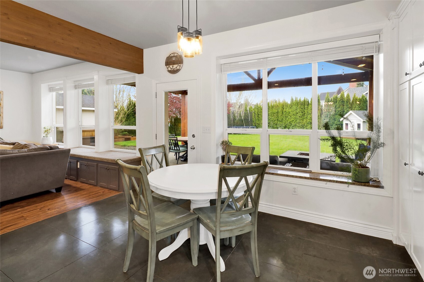 737 Sunrise Drive , Lynden, WA 98264