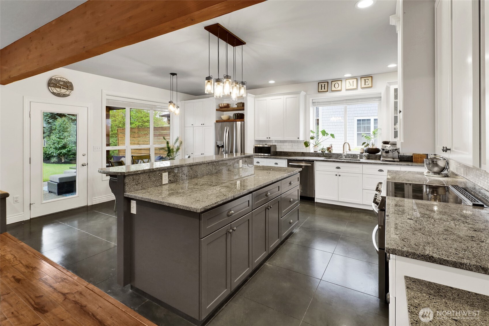 737 Sunrise Drive , Lynden, WA 98264