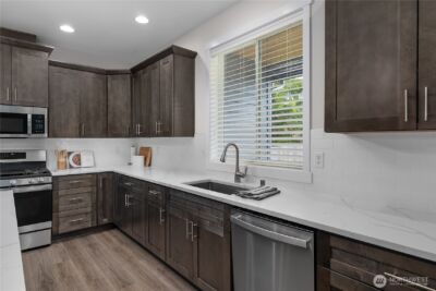 903 Cody Street SE, Rainier, WA 98576 - Photo 8