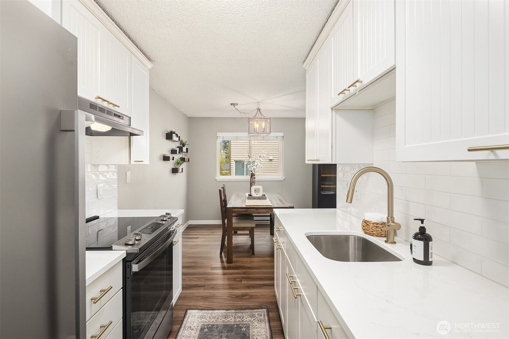 5501 11th Avenue NW #204, Seattle, WA 98107