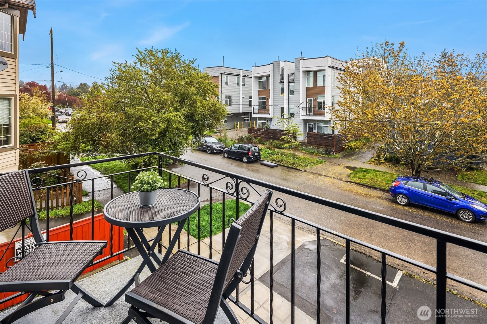 5501 11th Avenue NW #204, Seattle, WA 98107