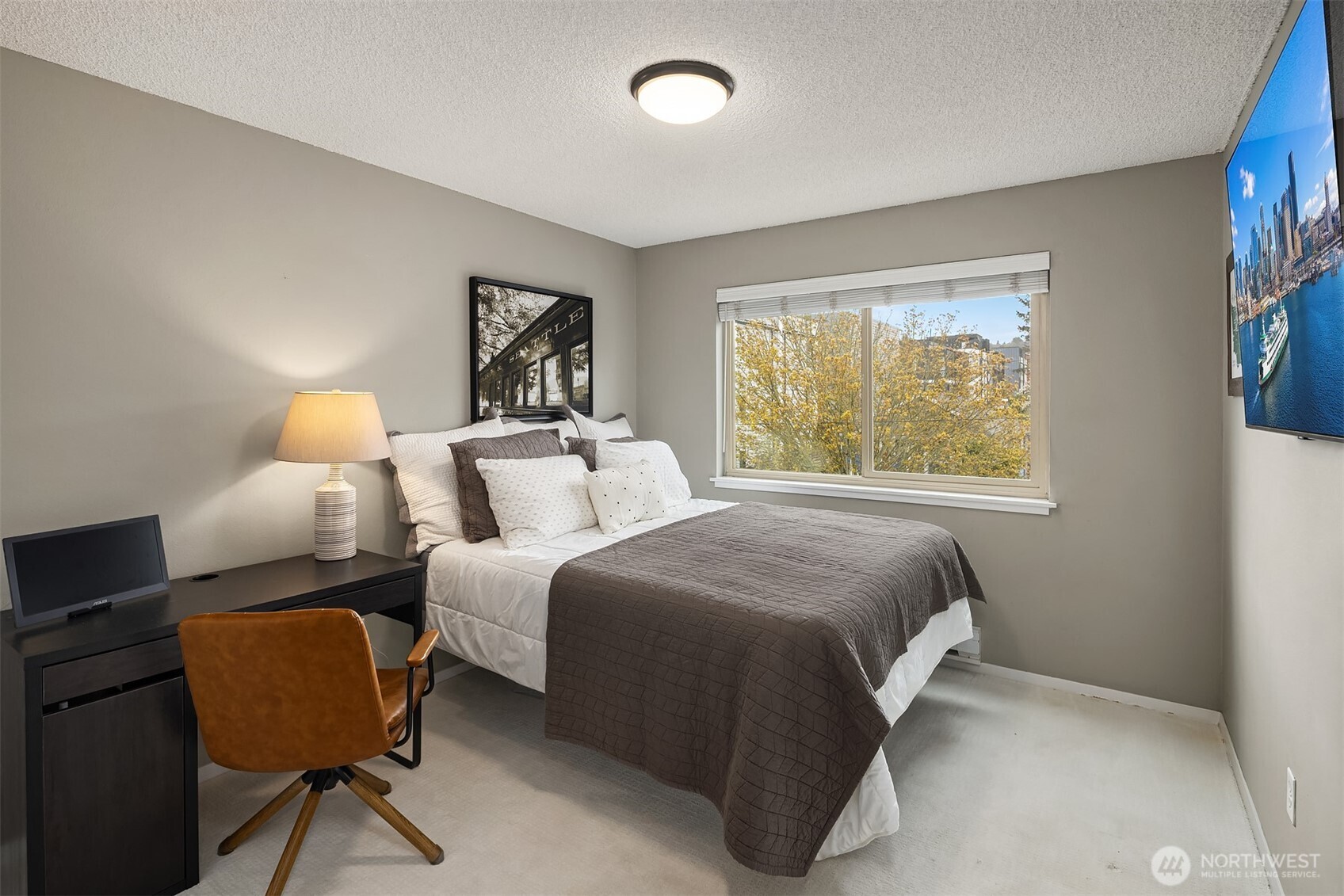 5501 11th Avenue NW #204, Seattle, WA 98107