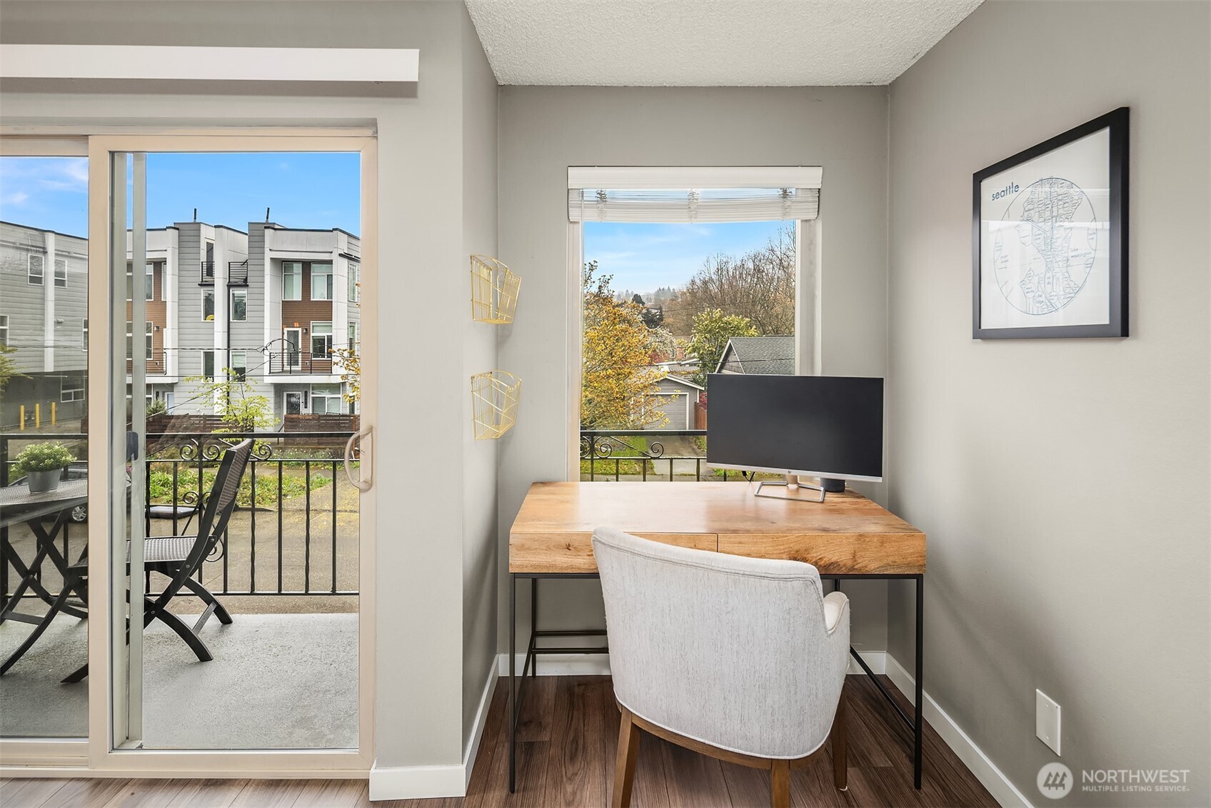 5501 11th Avenue NW #204, Seattle, WA 98107
