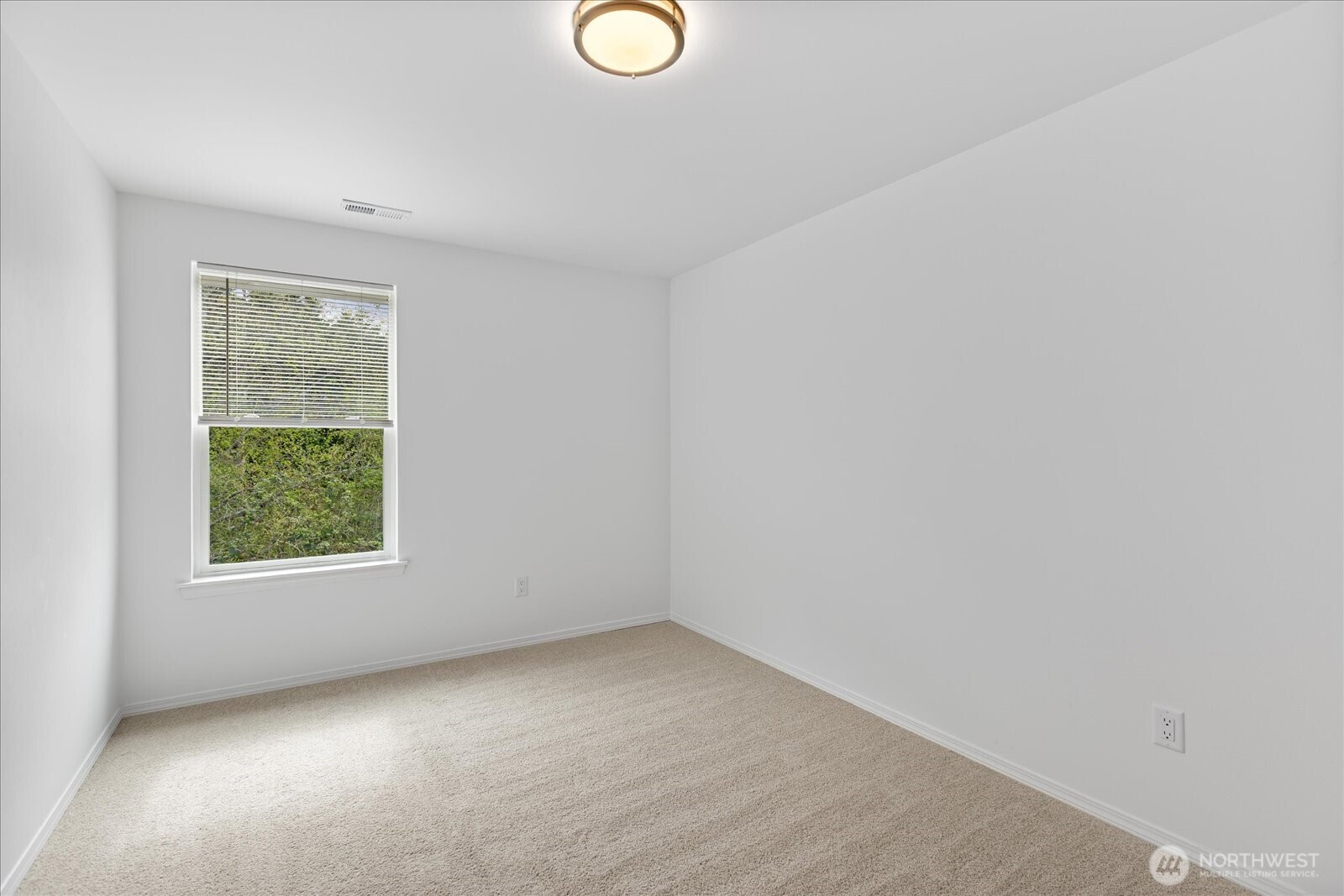 3311 Arbor Street , Mount Vernon, WA 98273