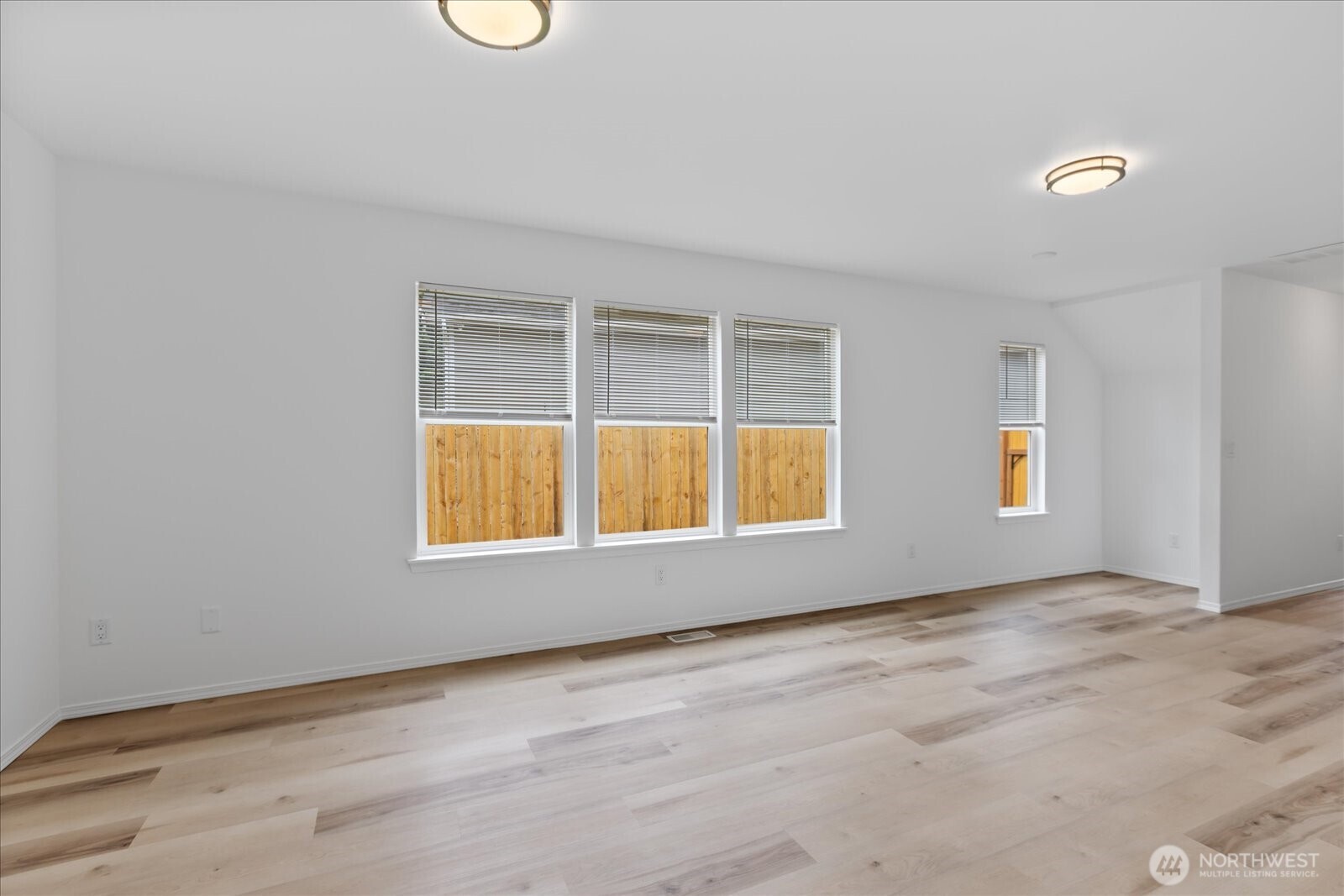 3311 Arbor Street , Mount Vernon, WA 98273