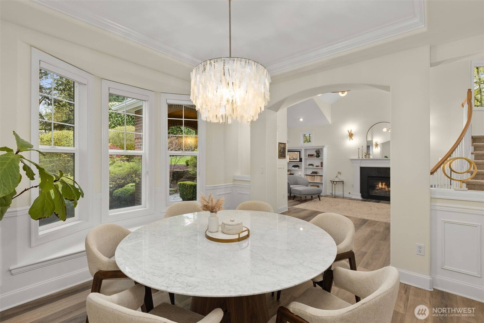 15820 104th Avenue NE, Bothell, WA 98011