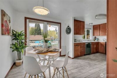 11305 SE 228th Place , Kent, WA 98031 - Photo 4