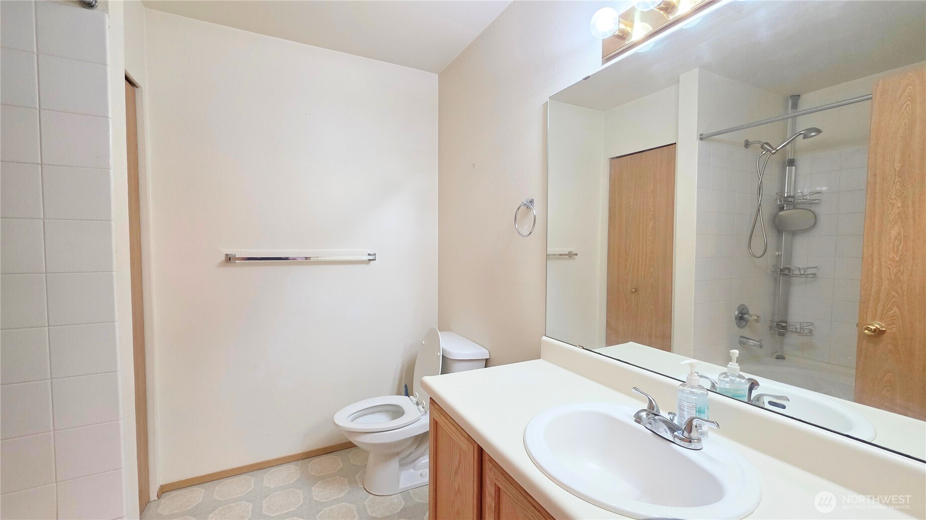 7821 51st Avenue Ct W, Lakewood, WA 98499-3175