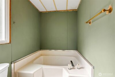 12422 26th Avenue E, Tacoma, WA 98445 - Photo 30