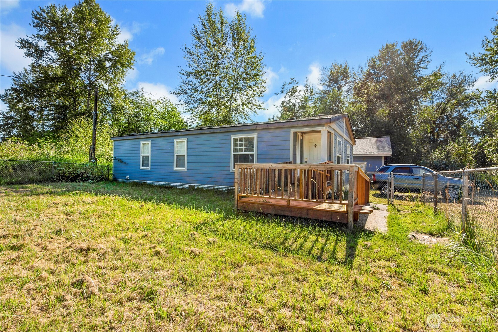 12422 26th Avenue E, Tacoma, WA 98445