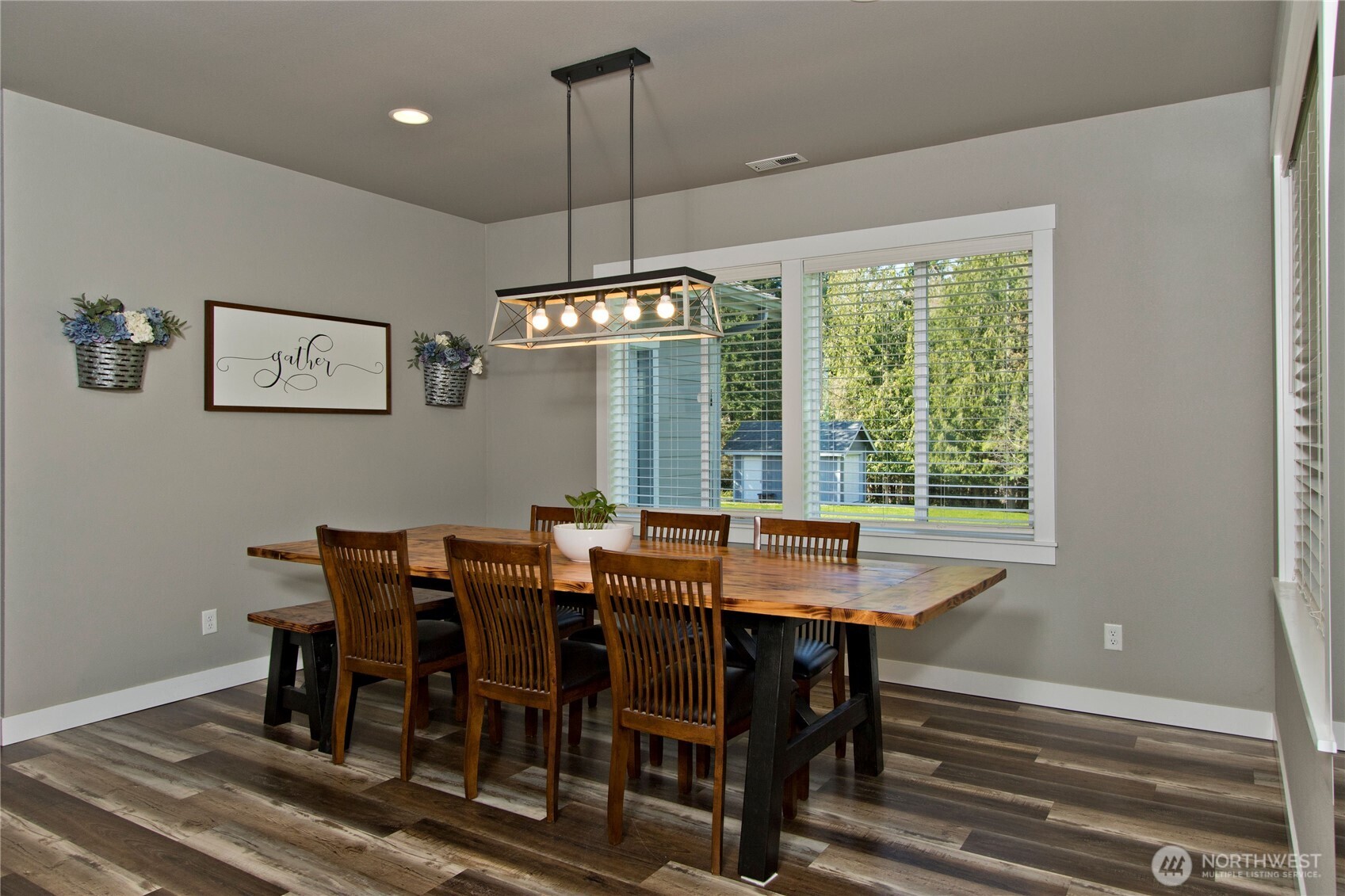 380 Hopkins Court , Carbonado, WA 98323