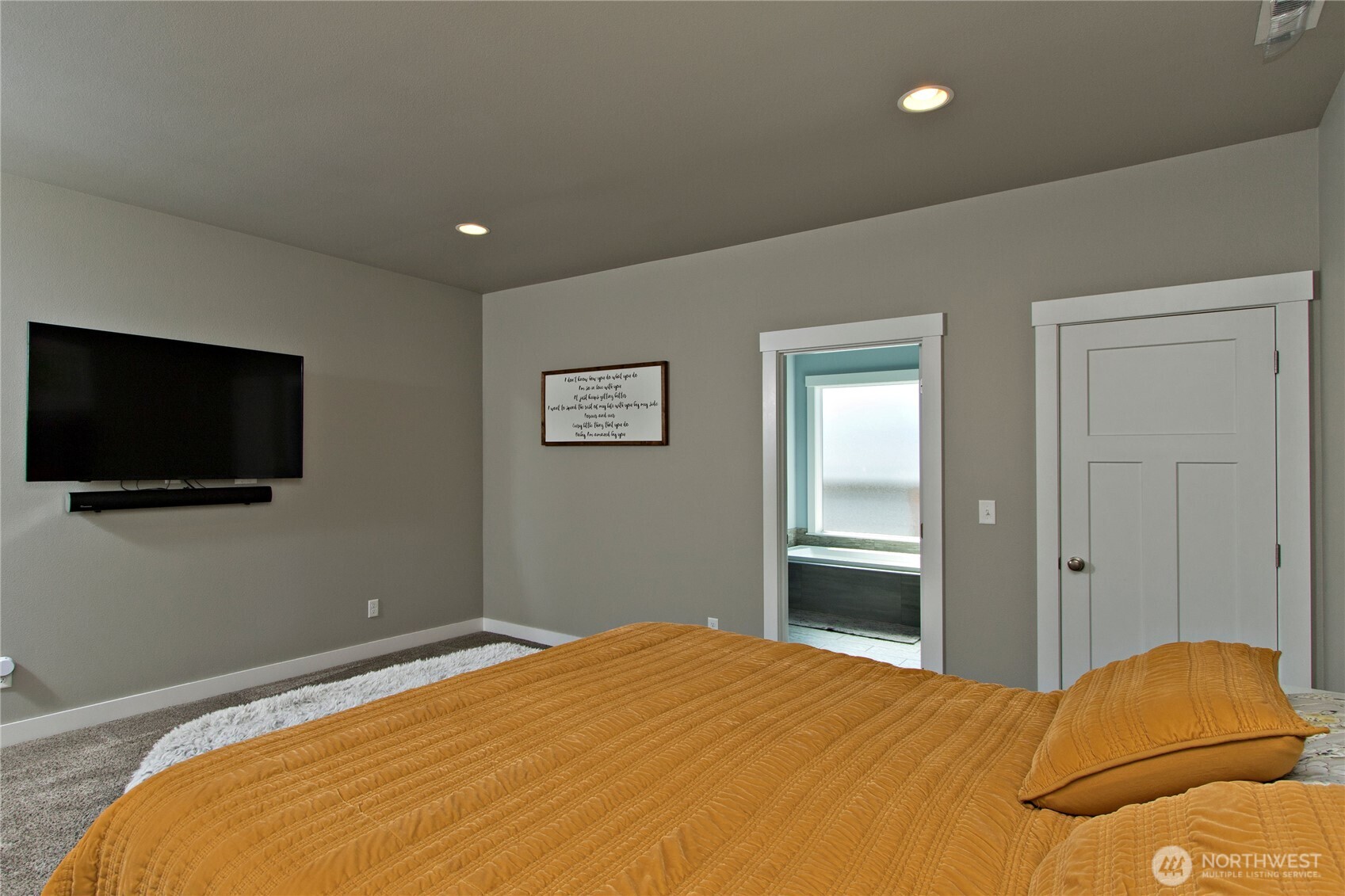 380 Hopkins Court , Carbonado, WA 98323