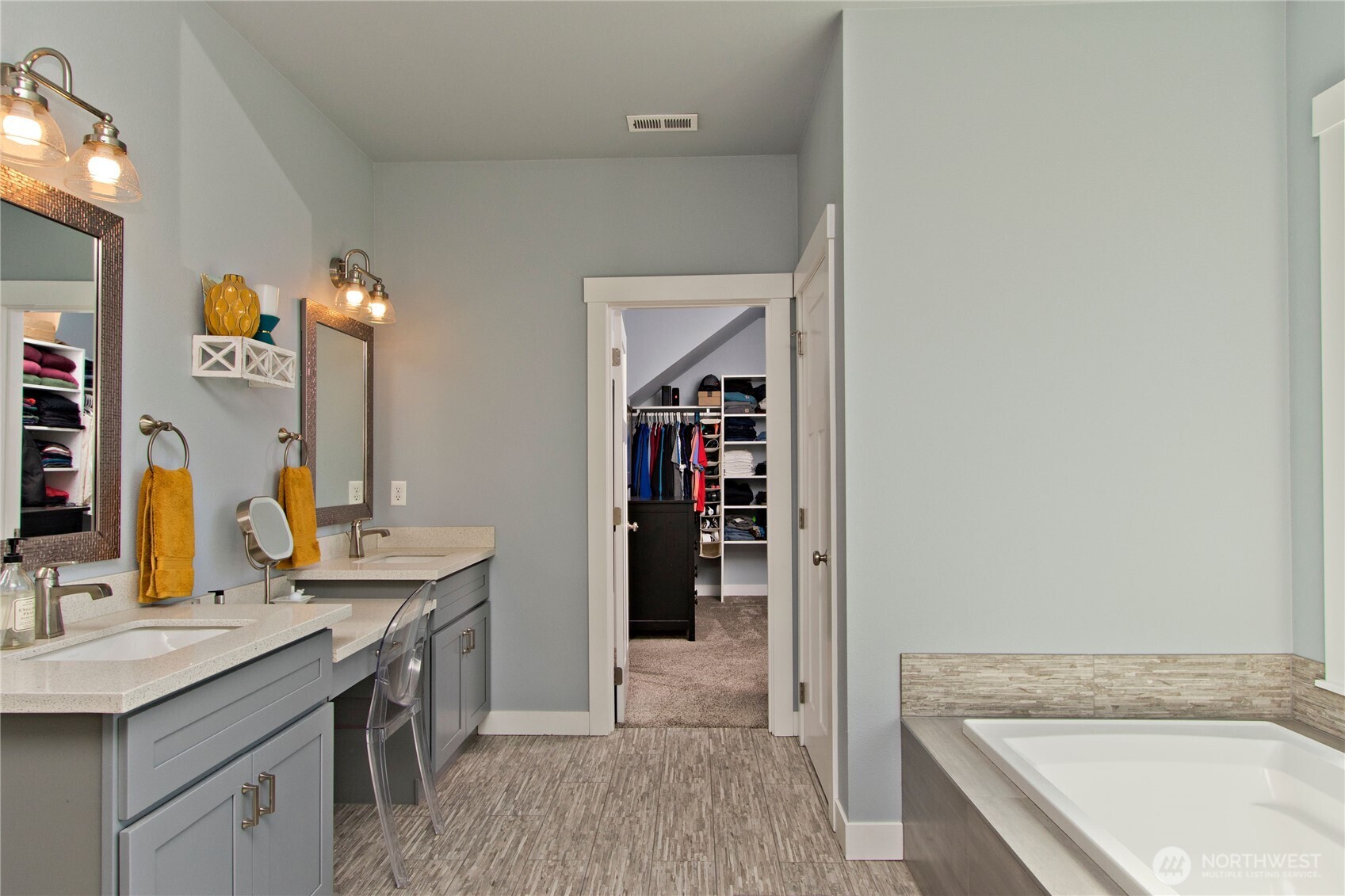 380 Hopkins Court , Carbonado, WA 98323