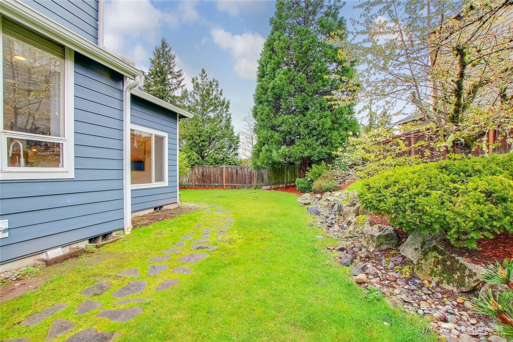 8220 121st Avenue SE, Newcastle, WA 98056