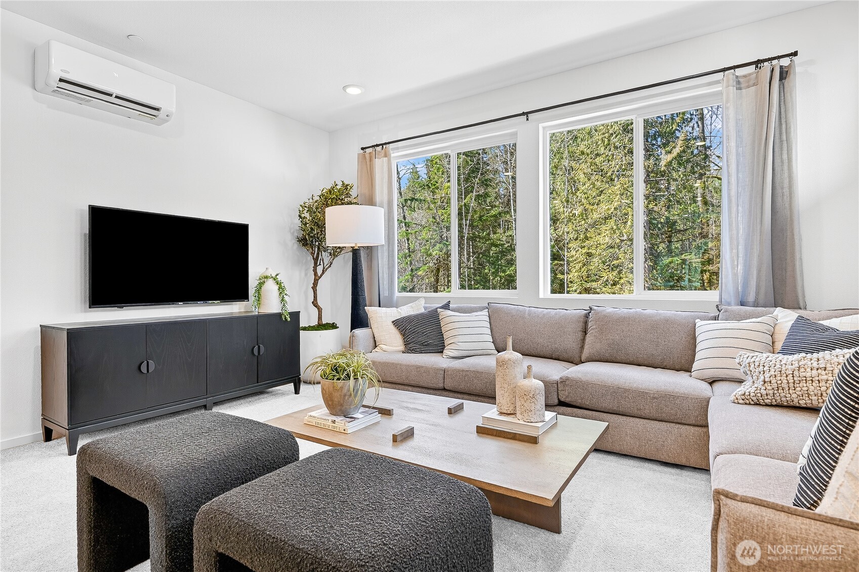 34196 Emerald Ridge Avenue SE, Black Diamond, WA 98010