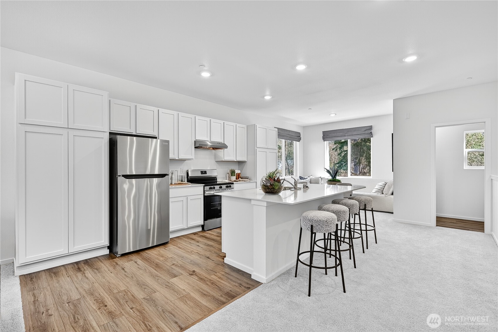 34196 Emerald Ridge Avenue SE, Black Diamond, WA 98010