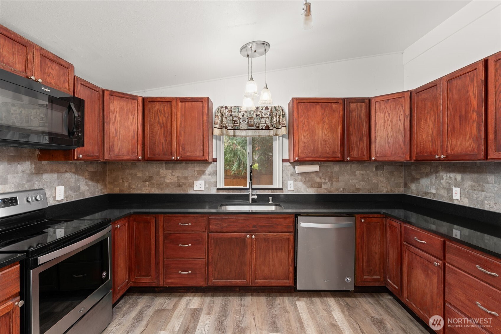 8628 358th Street S, Roy, WA 98580