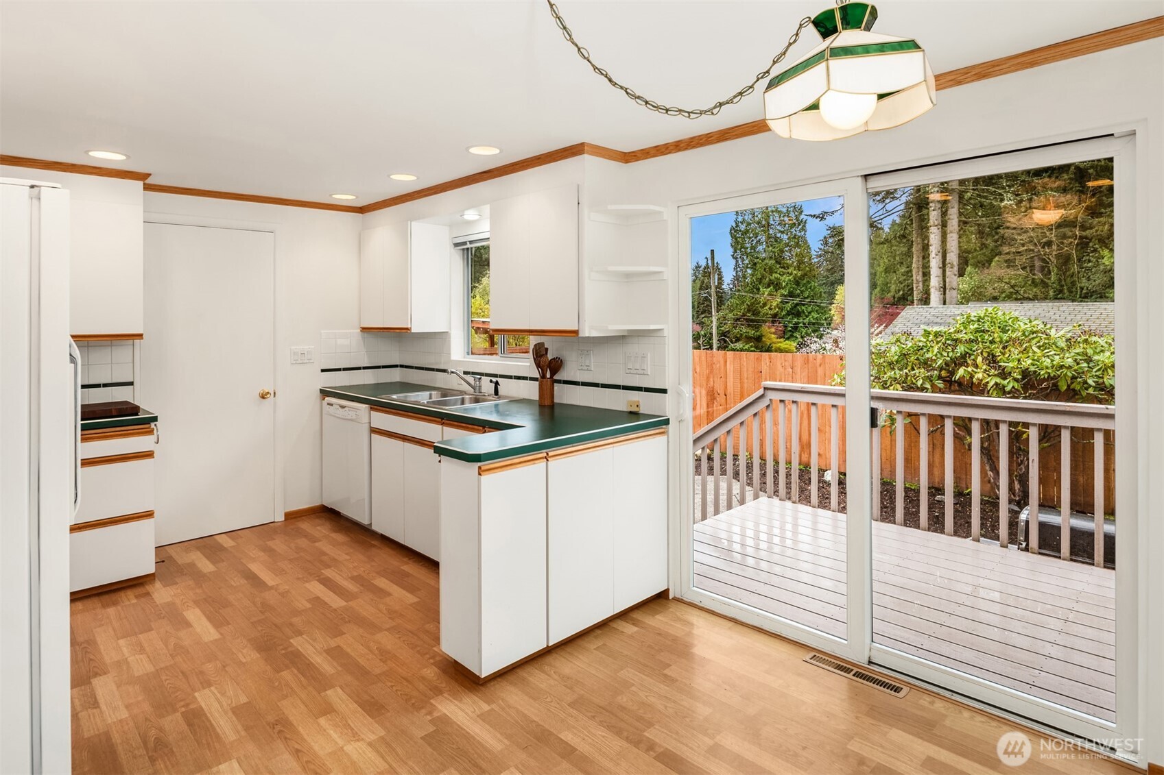 533 N 185th Place , Shoreline, WA 98133