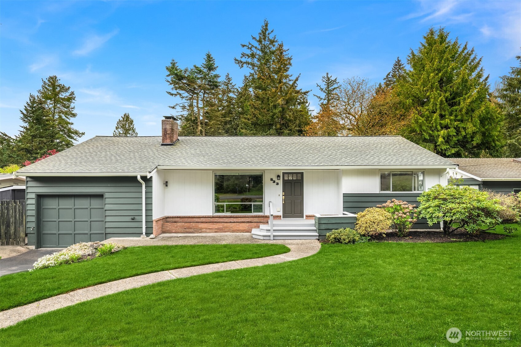 533 N 185th Place , Shoreline, WA 98133