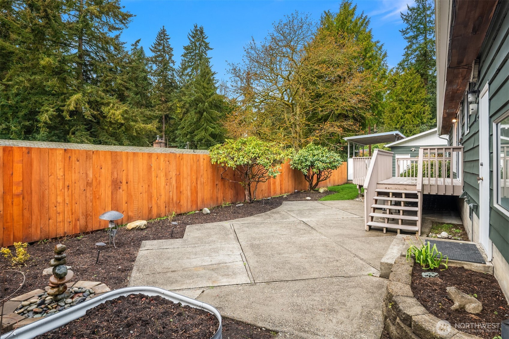 533 N 185th Place , Shoreline, WA 98133
