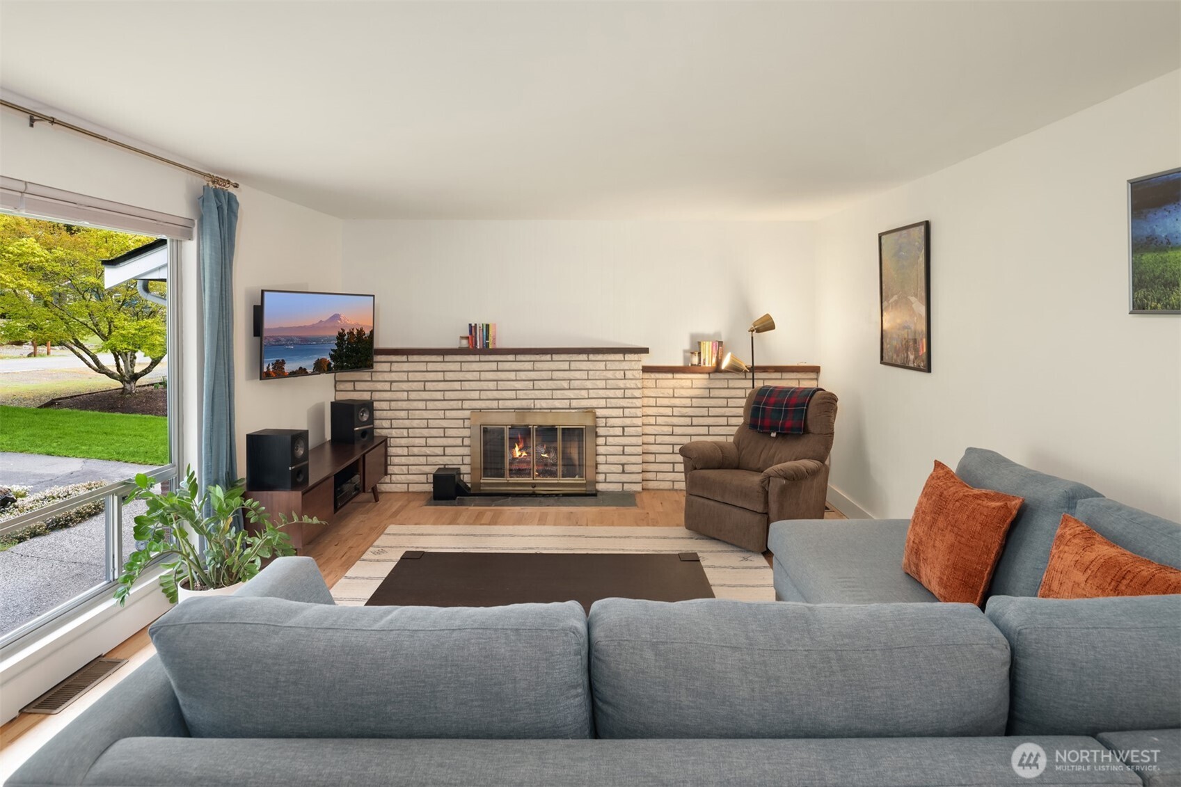 533 N 185th Place , Shoreline, WA 98133