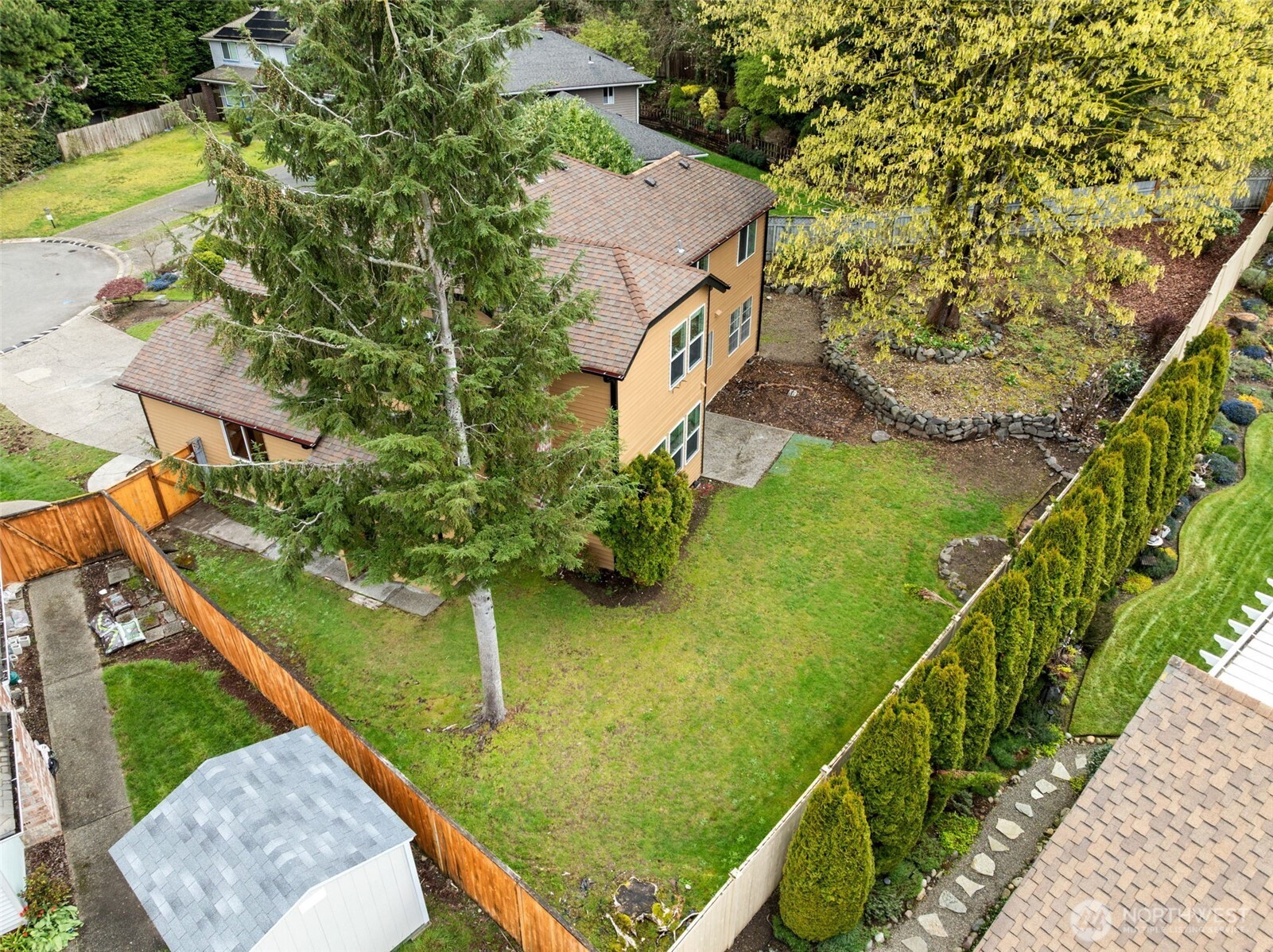 28813 14th Avenue S, Federal Way, WA 98003