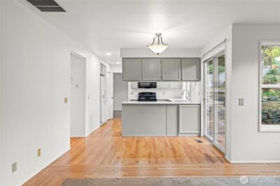 28813 14th Avenue S, Federal Way, WA 98003 - Photo 7