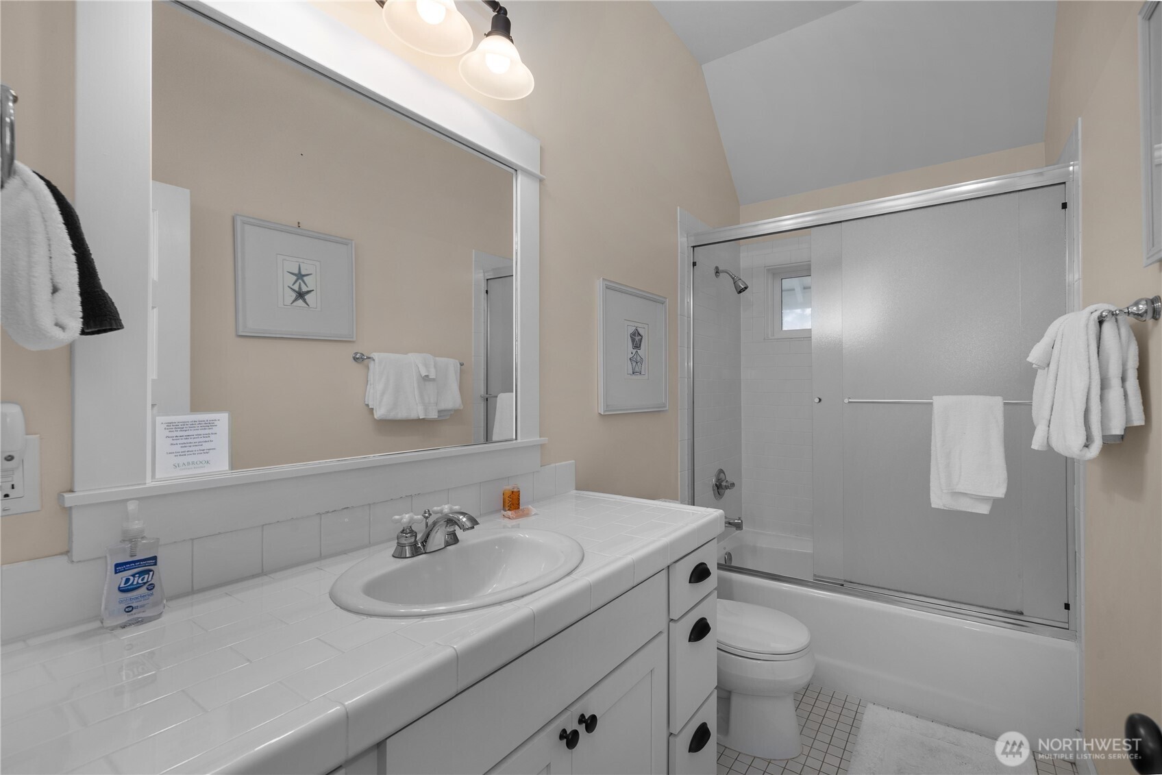 3 Float Lane , Pacific Beach, WA 98571