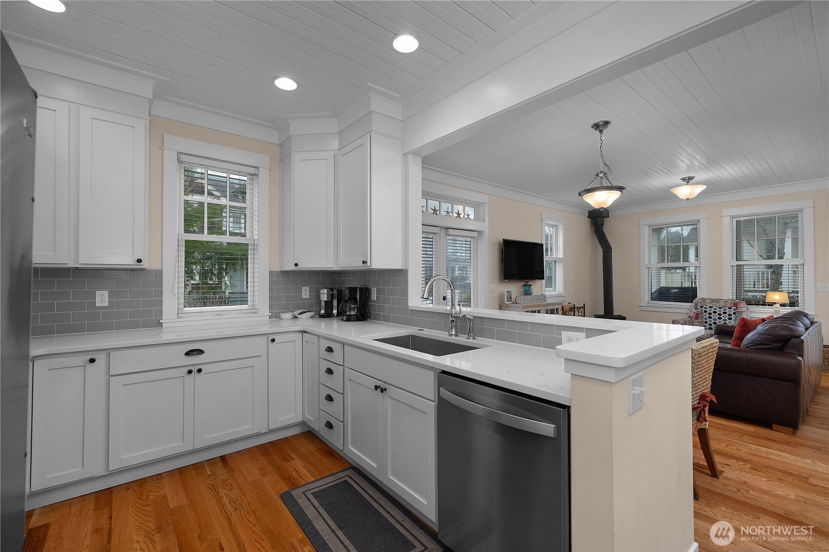 3 Float Lane , Pacific Beach, WA 98571