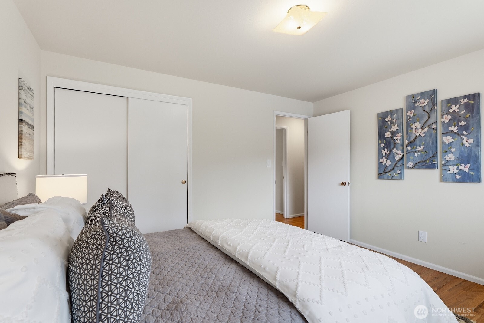22916 72nd Place W, Mountlake Terrace, WA 98043