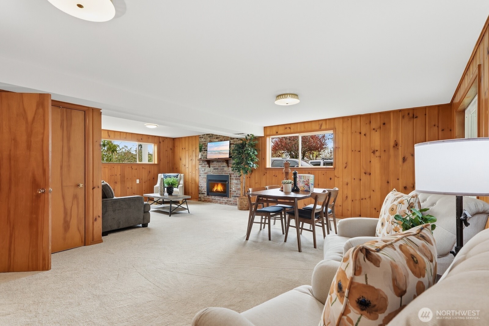 22916 72nd Place W, Mountlake Terrace, WA 98043