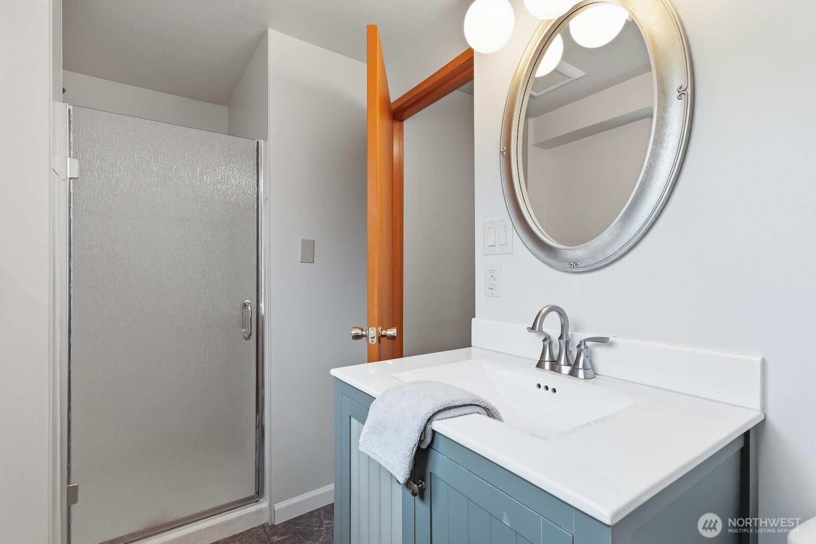 22916 72nd Place W, Mountlake Terrace, WA 98043