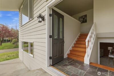 22916 72nd Place W, Mountlake Terrace, WA 98043 - Photo 3