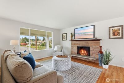 22916 72nd Place W, Mountlake Terrace, WA 98043 - Photo 6