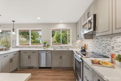 22916 72nd Place W, Mountlake Terrace, WA 98043 - Photo 10