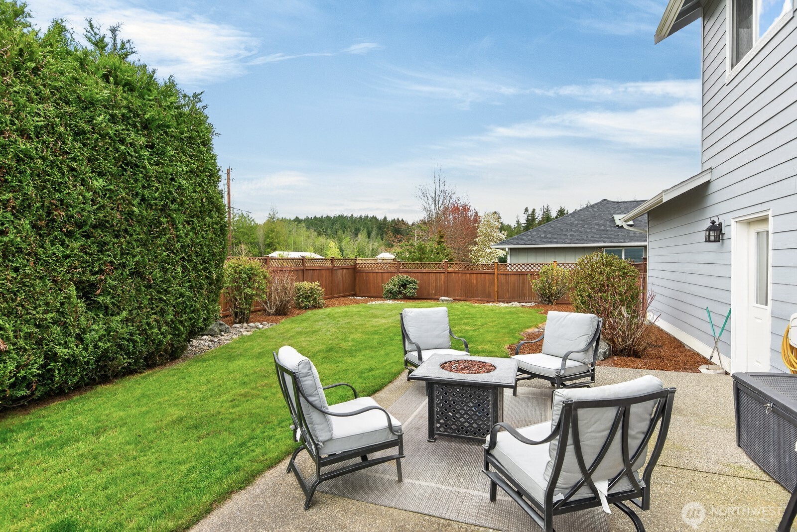 2215 37th Court , Anacortes, WA 98221