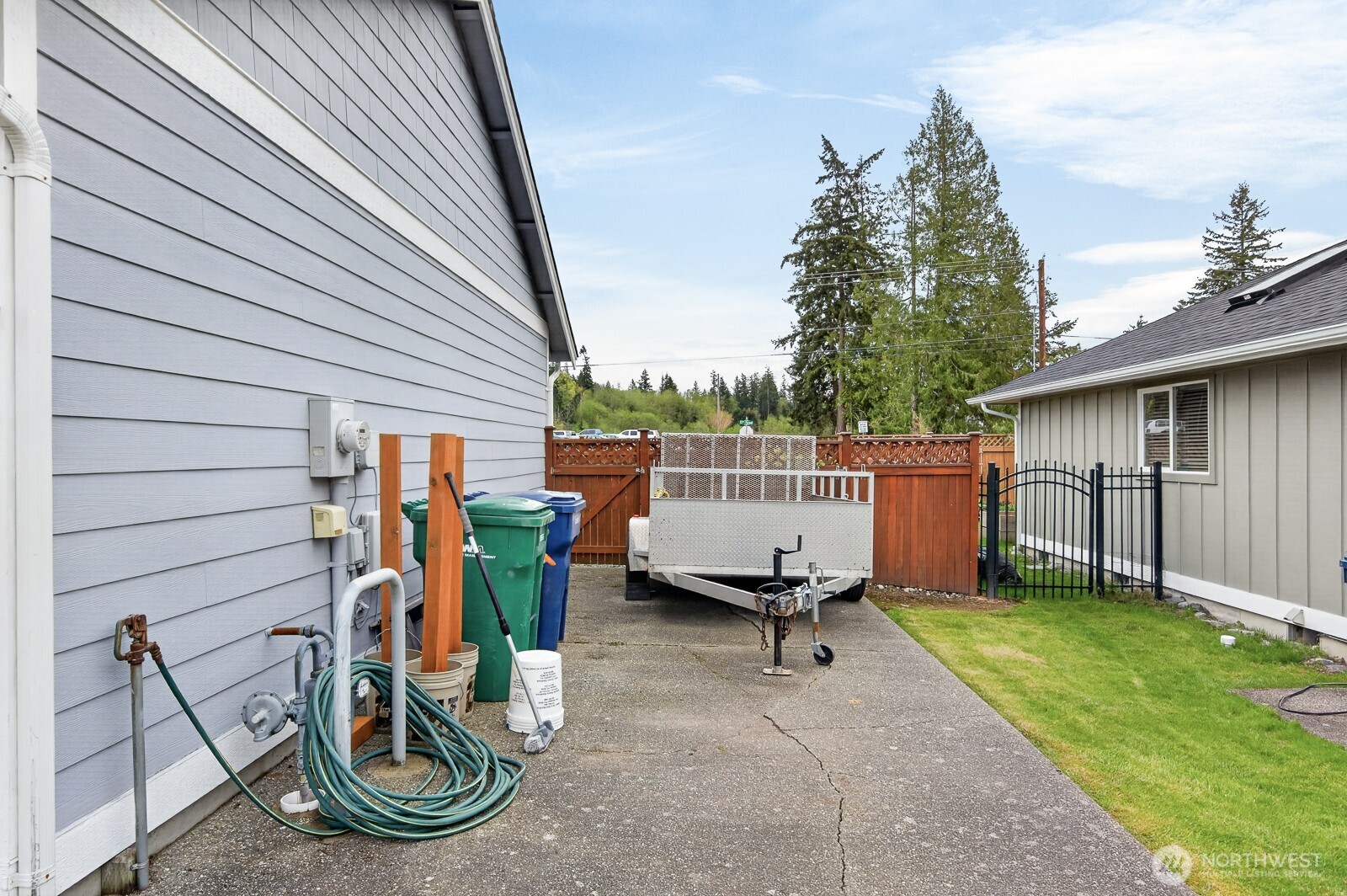 2215 37th Court , Anacortes, WA 98221