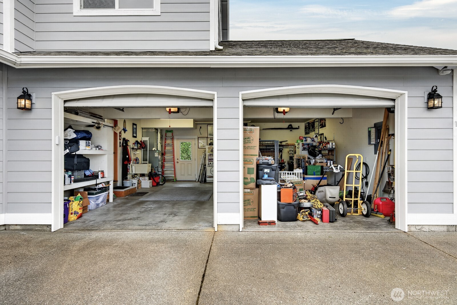 2215 37th Court , Anacortes, WA 98221