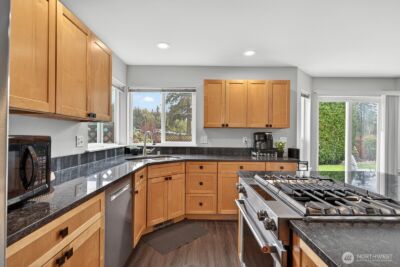 2215 37th Court , Anacortes, WA 98221 - Photo 9