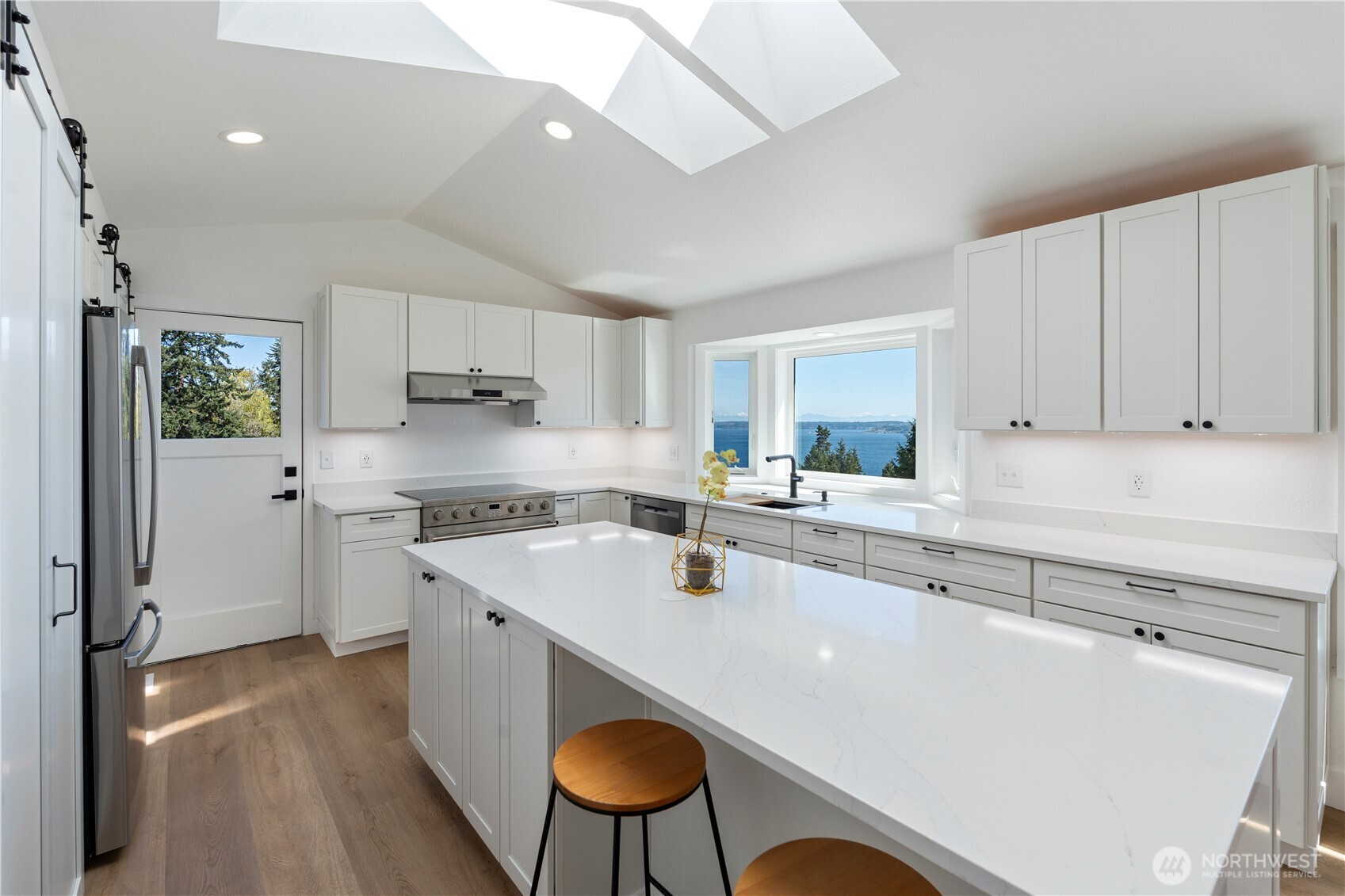 800 Thorndyke Road , Port Ludlow, WA 98635