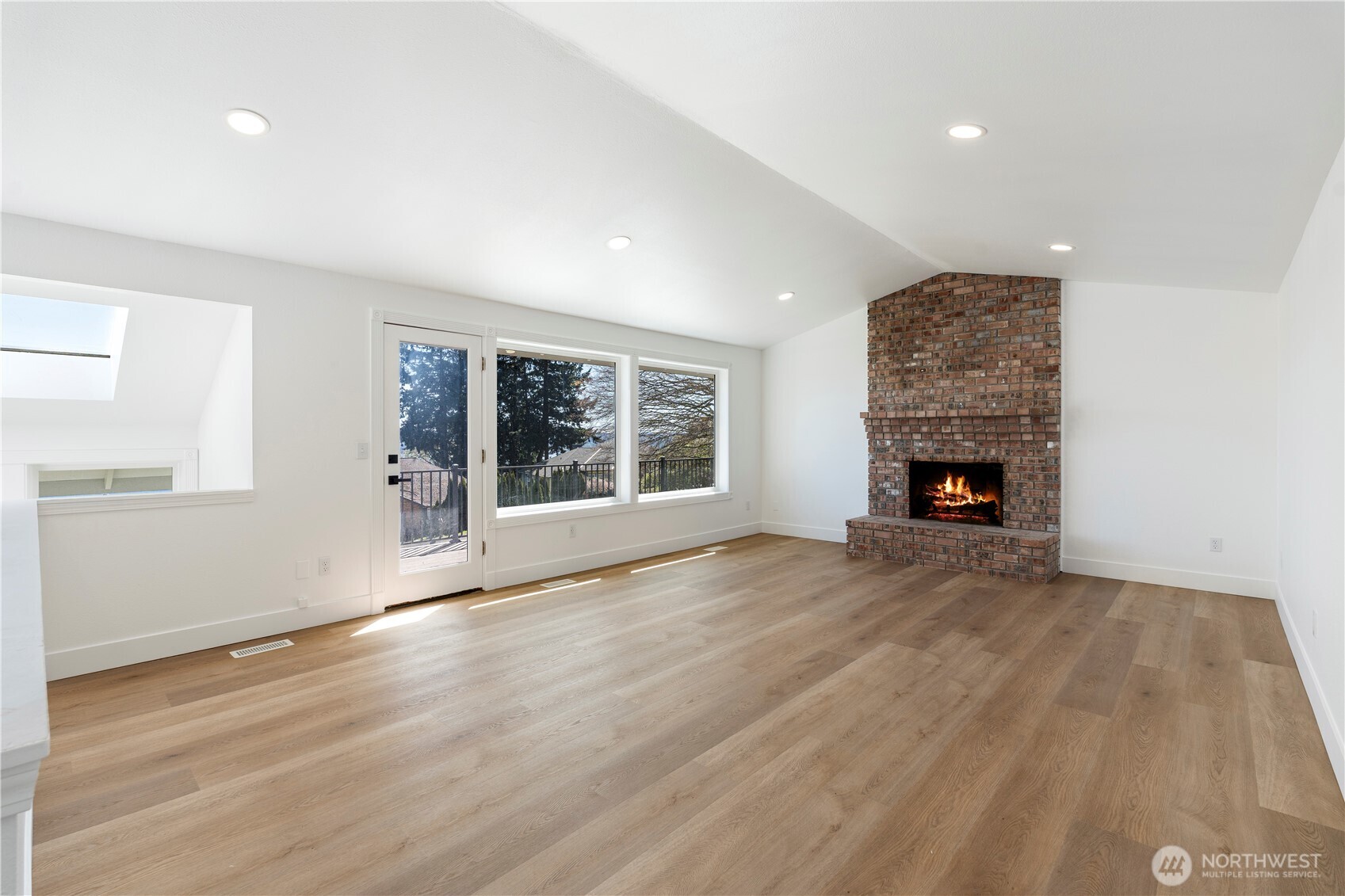 800 Thorndyke Road , Port Ludlow, WA 98635