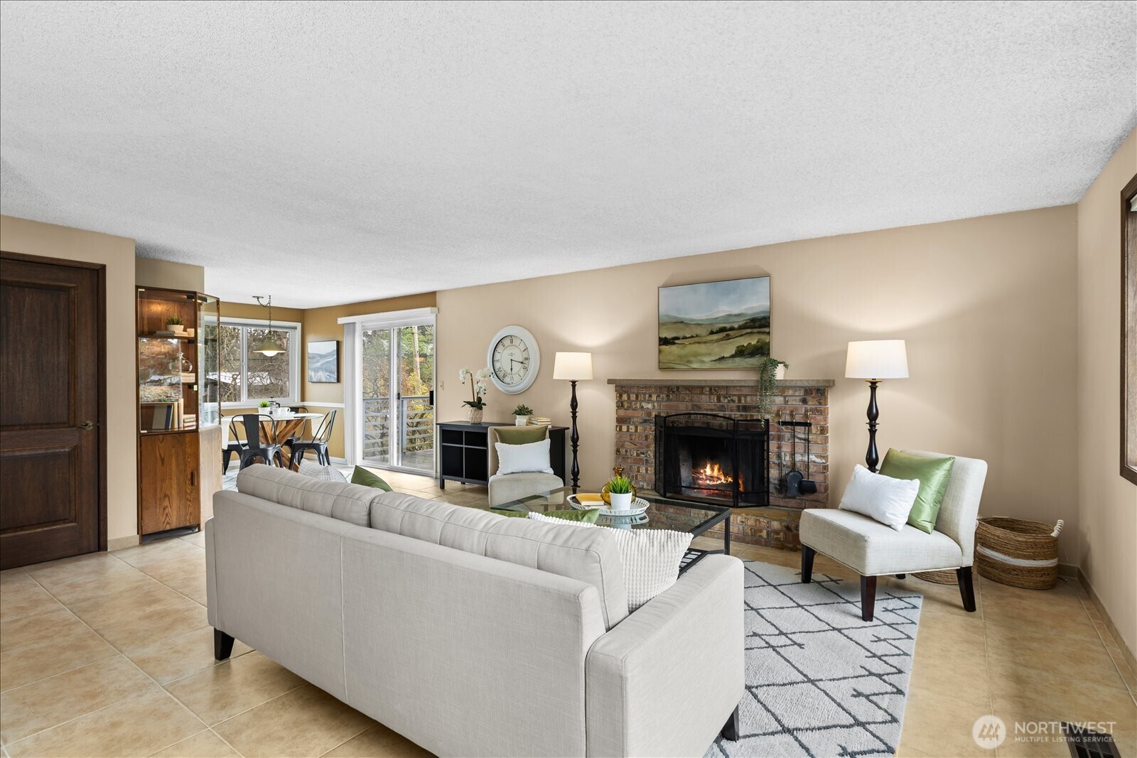 8505 236th Street SW, Edmonds, WA 98026